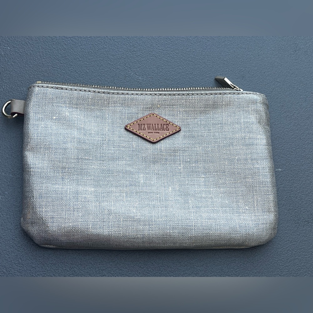 MZ WALLACE NEW METALIC GOLD COSMETICS POUCH - Picture 5 of 13